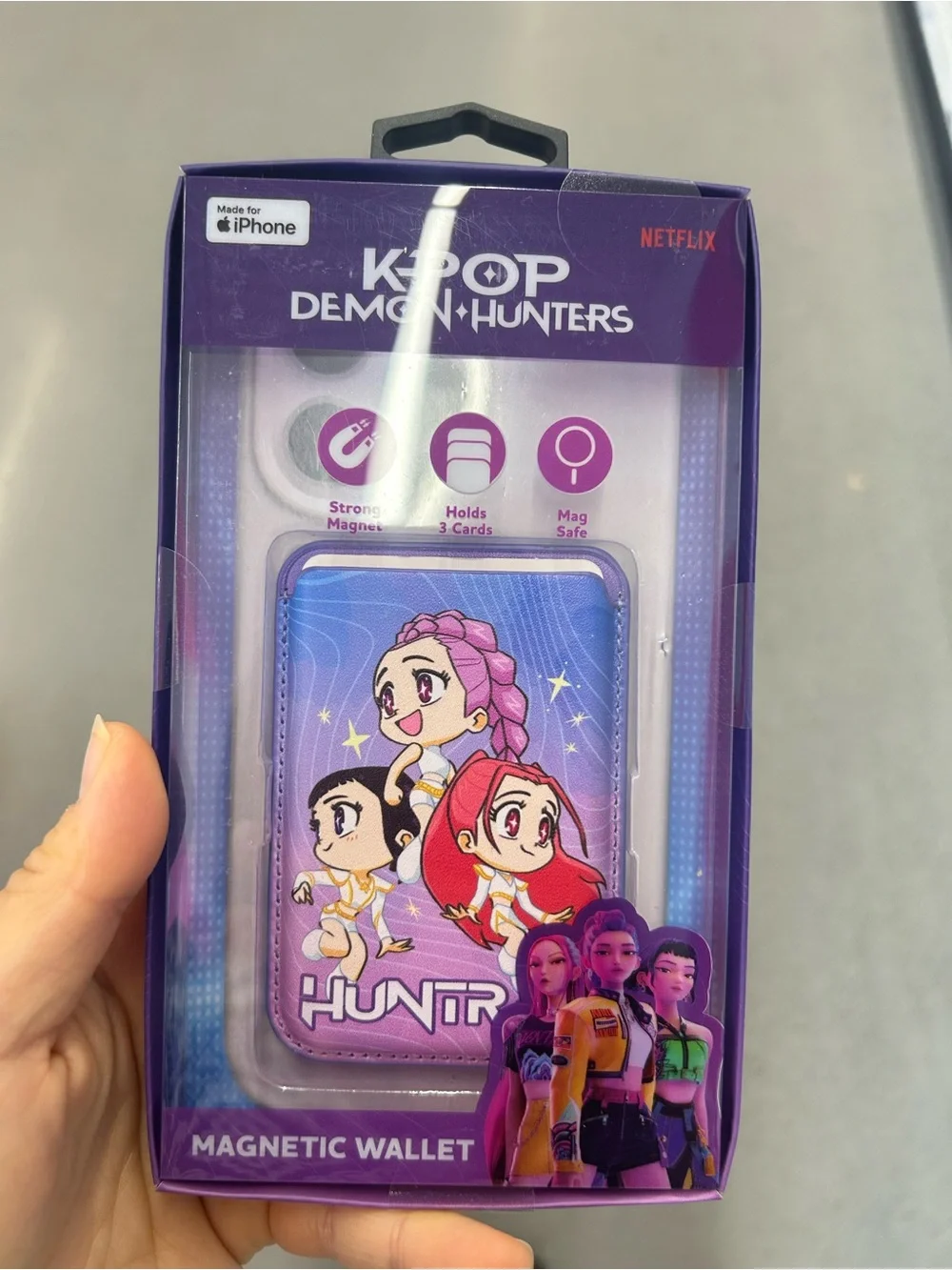 NWT K-POP Demon Hunters Magnetic Wallet